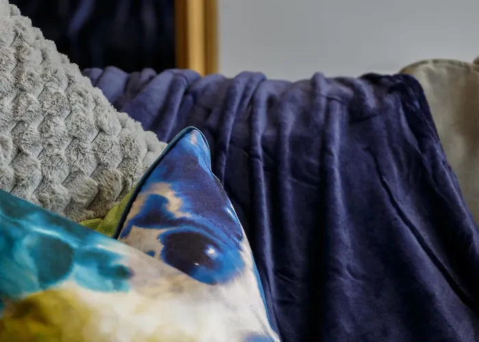 Apartment Large Duplex Penthouse *